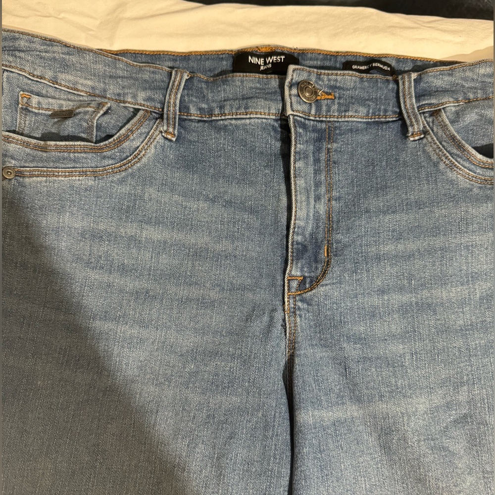 Nine West Jean Shorts Womens Mid Rise Bermuda Gramercy Size 16.